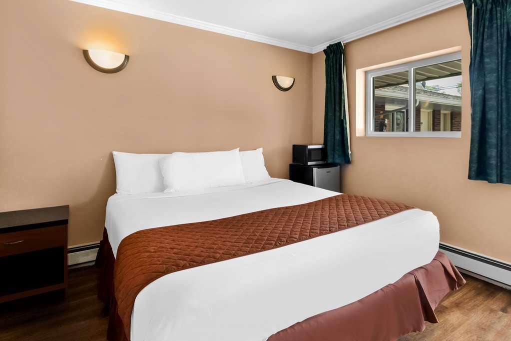 Americas Best Value Inn Avenel Woodbridge Номер фото